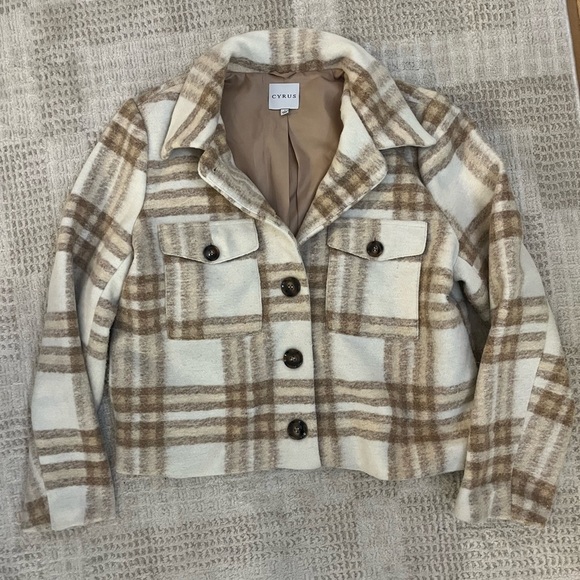 Cyrus Jackets & Blazers - CYRUS Women's Cropped Plaid Jacket Cream and Brown size large